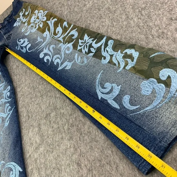 Brazil Roxx Women's Embroidered Floral Blue Mid Rise Flare Jeans Size 8 (27x30) - Picture 10 of 12